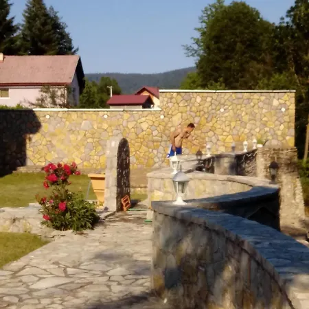 Porodicna Kuca